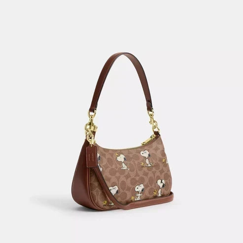 Peanuts Teri Snoopy Shoulder Bag